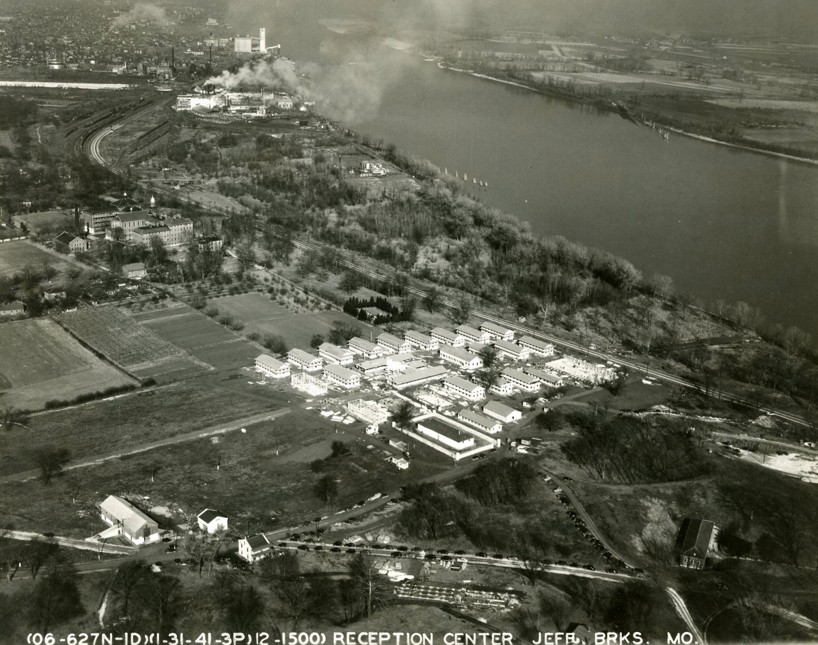 1941: Jefferson Barracks